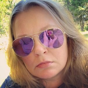 Meet your Posher, Christine